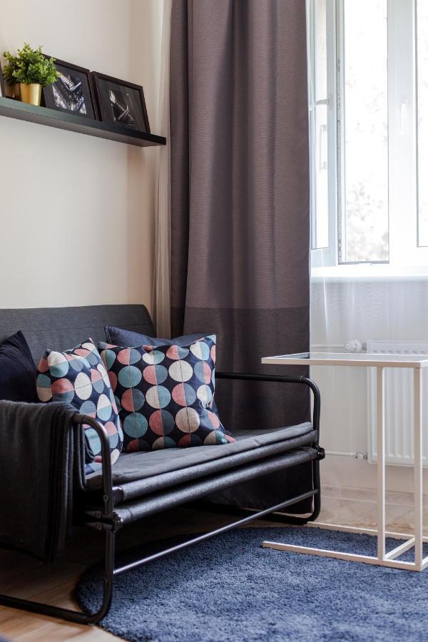 Scandinavian Style Apartment In City Center Tallinn Exterior photo